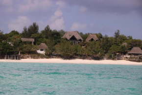 Sazani Beach Lodge and Tidal Lounge